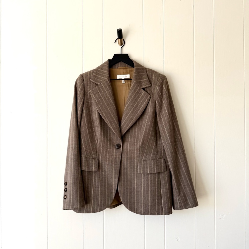 Escada Wool Blazer Size 42 Taupe Brown Pin Stripe Metallic